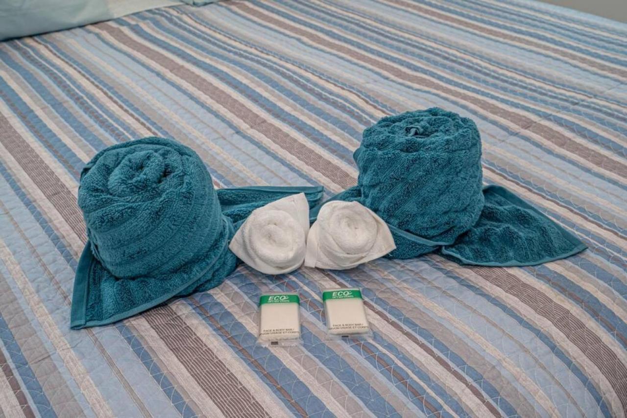 The Purple Pelican Beachfront With Ocean Balcony Unit 3 Форт Лодърдейл Екстериор снимка